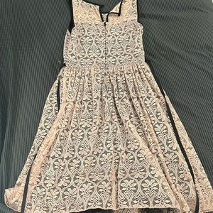 Pink laced kids dress, size 14 kids